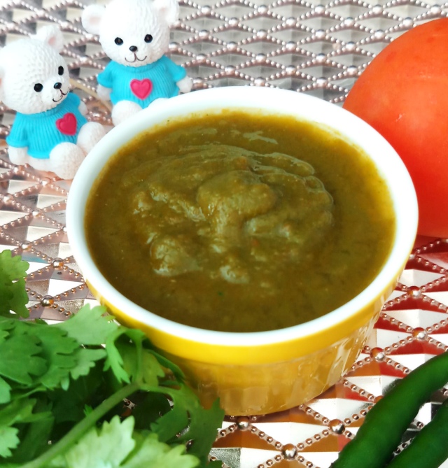 Tomato Basil ki Chutney in yellow bowl on copper color  of tray.